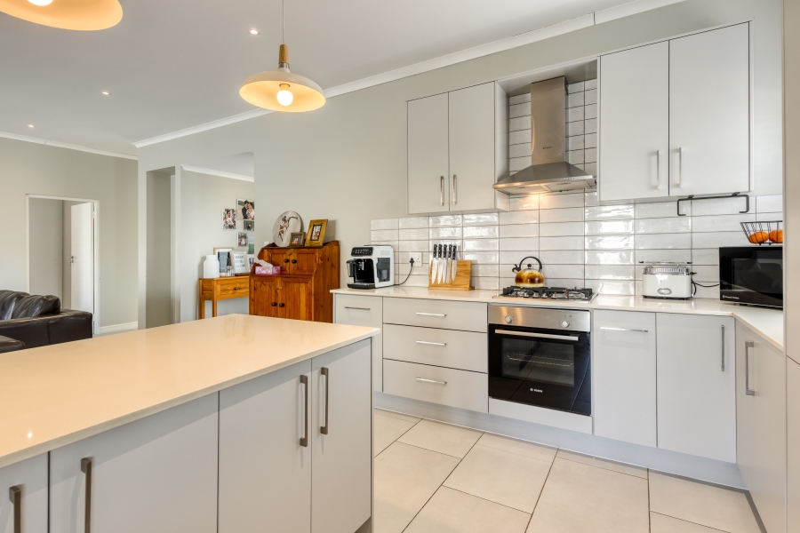 3 Bedroom Property for Sale in Aan de Wijnlanden Western Cape